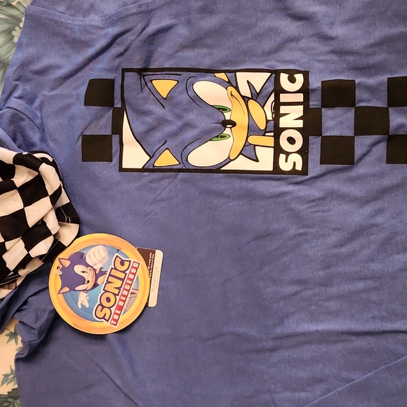 SONIC -T-SHIRT HOODIE YOUTH XL- w/BUILT in FACE COVER/GAITER - New - Picture 4 of 6